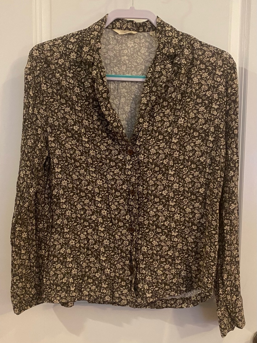 Faherty Olive Green Floral Button-Down Shirt